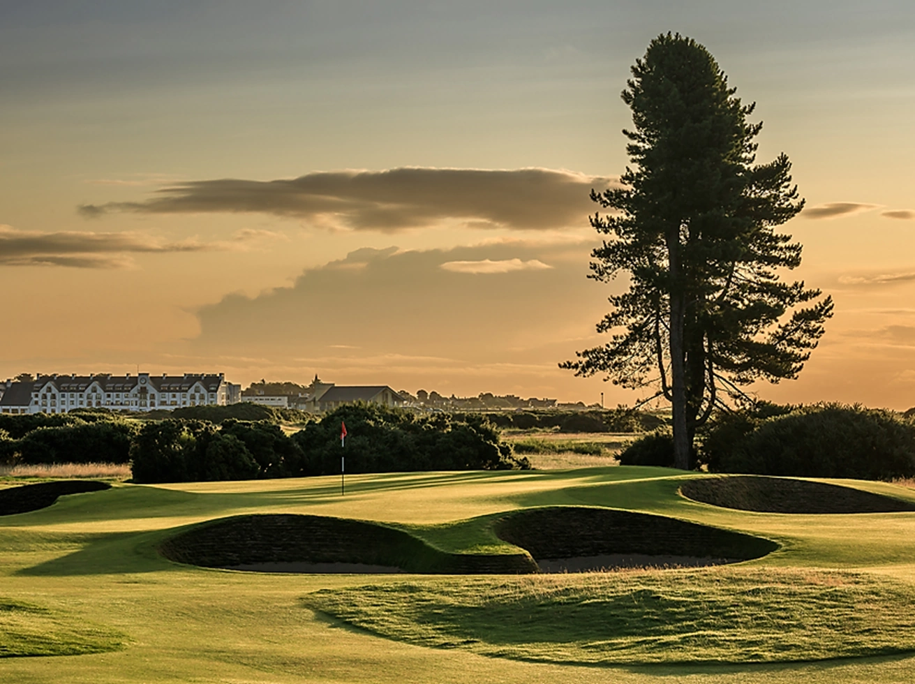 13th hole at Carnoustie with tree prominent
