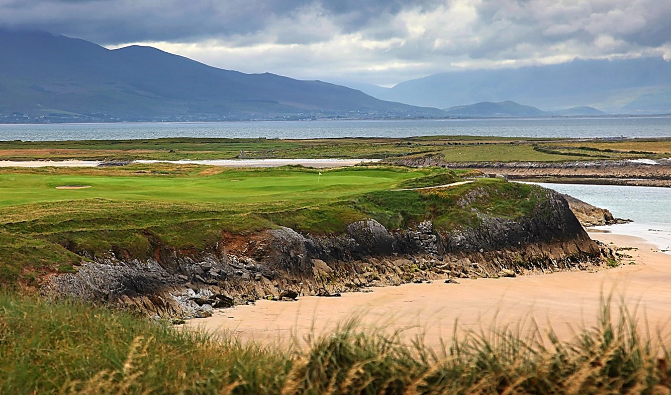 2nd green at Tralee with beach below